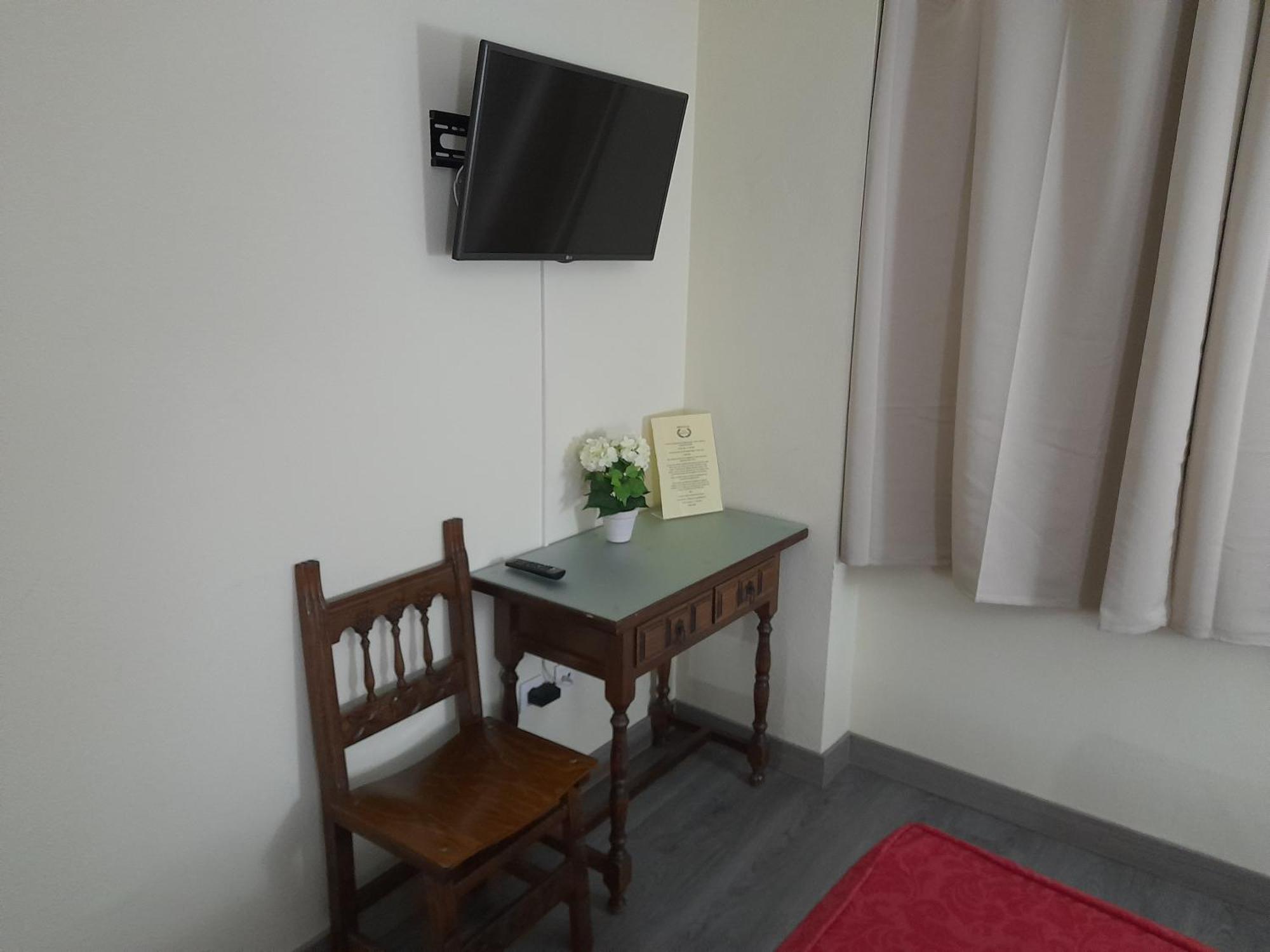 Hostal San Roque Guadalajara Bagian luar foto