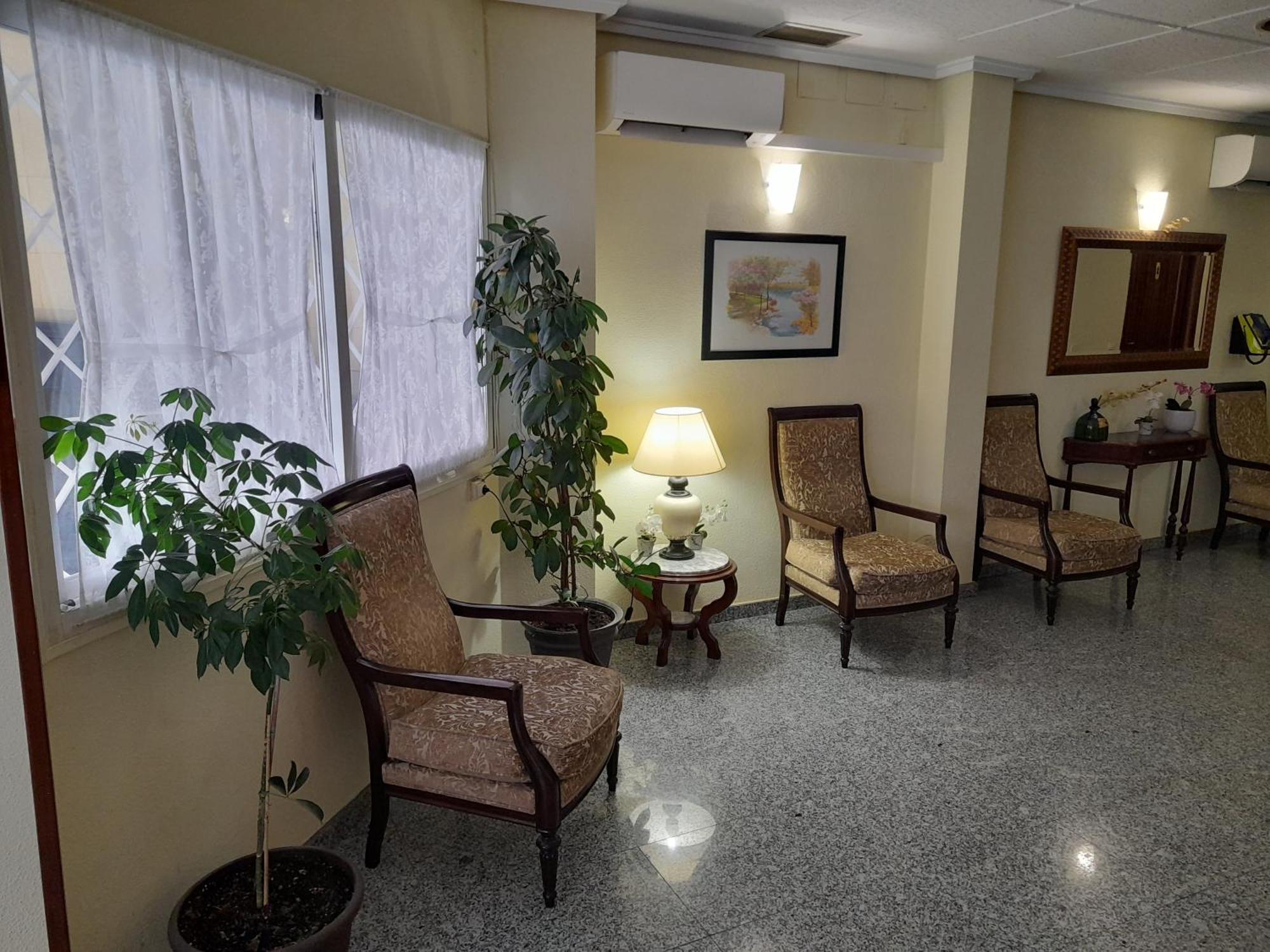 Hostal San Roque Guadalajara Bagian luar foto