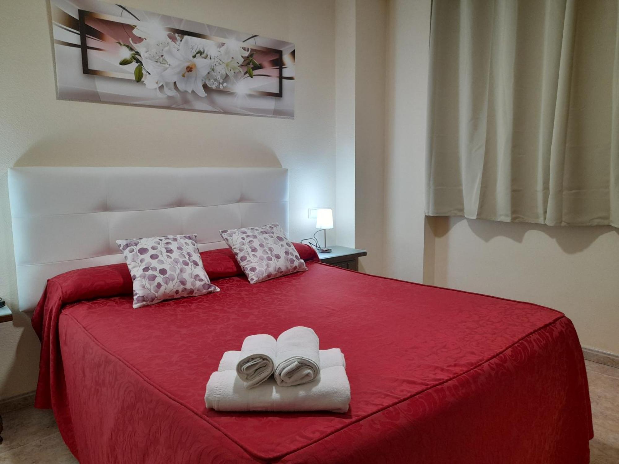 Hostal San Roque Guadalajara Bagian luar foto